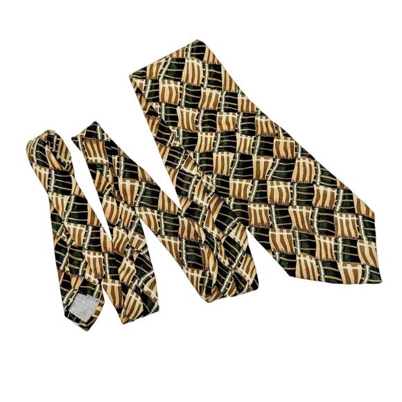 Givenchy Monsieur 100% silk vintage classic retro geometric pattern necktie 4” w - Picture 4 of 4
